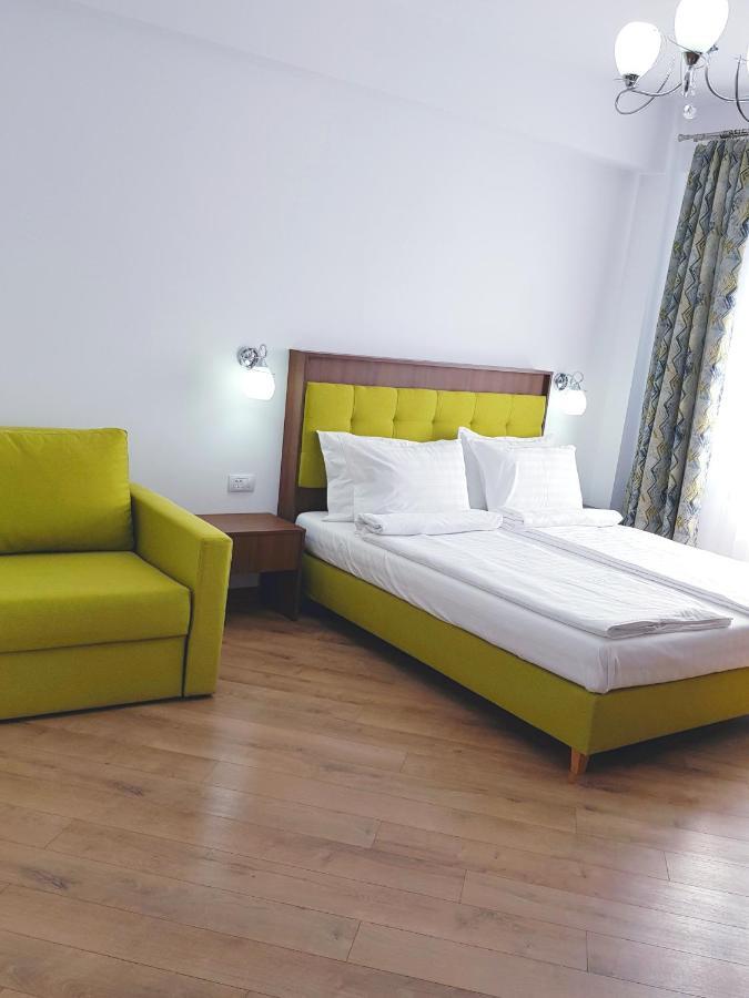 Helios Hotel ซูลีนา ภายนอก รูปภาพ